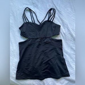 Lulu Lemon black tank size 6 straps back side cut outs like new condition
